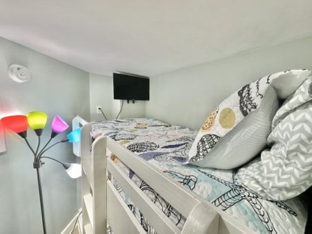 Waterscape A302 Bunkroom