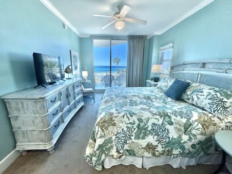 Waterscape A302 Master Bedroom