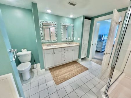 Waterscape A302 Master Bathroom