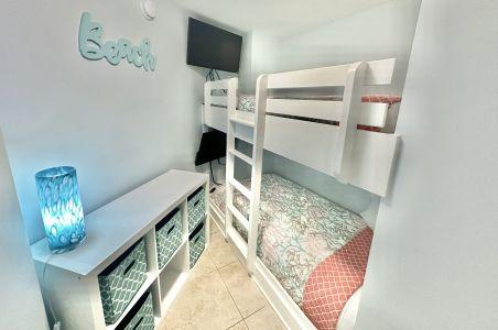 Waterscape A310 Bunkroom