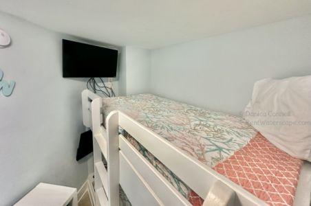 Waterscape A310 Bunkroom