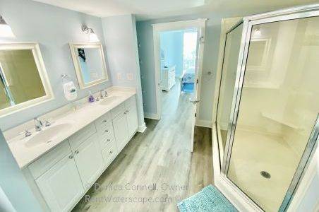 Waterscape A310 Master Bathroom