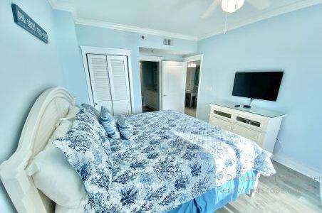 Waterscape A310 Master Bedroom