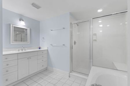 Waterscape Guest Bath