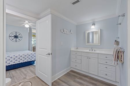 Waterscape Guest Bath