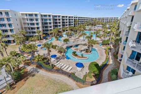 Waterscape Pool Deck