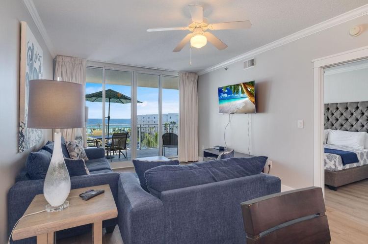 Waterscape C601 Living Room